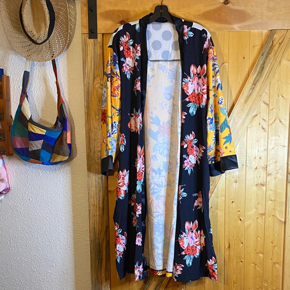 Floral Kimono with Black and Yellow Hues